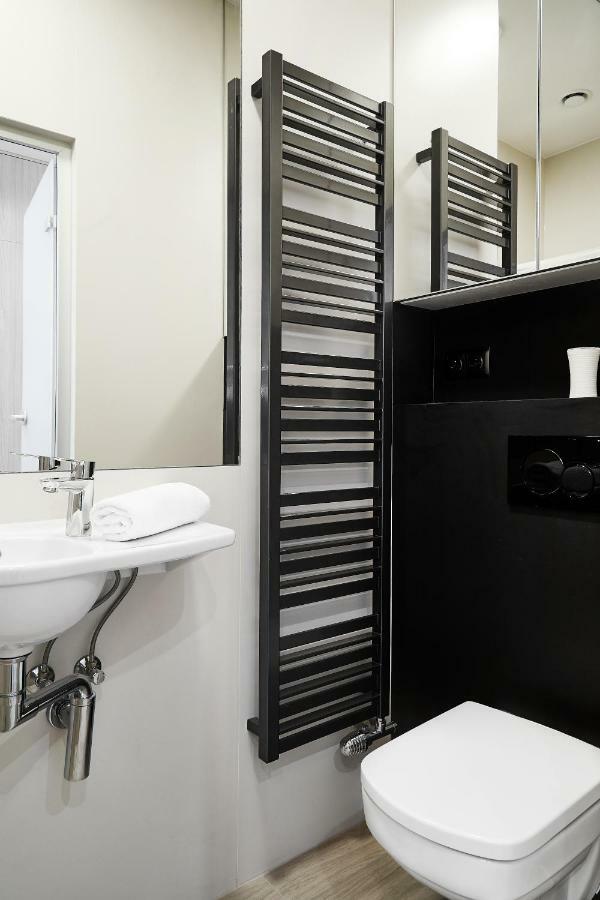 קרקוב Compact Studios Slowackiego Avenue מראה חיצוני תמונה